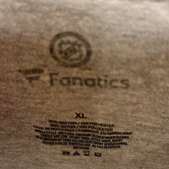 NHL Fanatics Mens Flyers Flag Logo Tee Color Gray Size XL - Picture 3 of 4